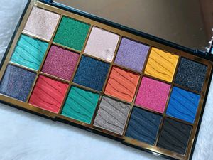 Revolution Wild Animal Pallette 💕♥️