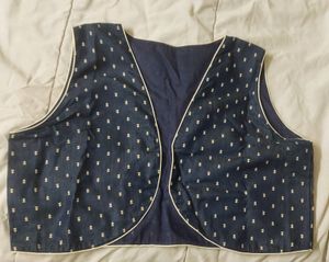 Silk coordinated parallel pants and vest