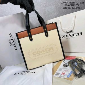 COACH*FIELD TOTE 22 12A QUALITY WD BOX