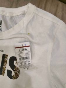 Chic Paris Graphic Tee
