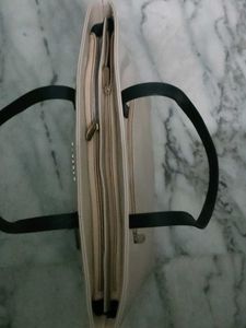 Caprese Jerry Laptop Compatible Tote Large Bag