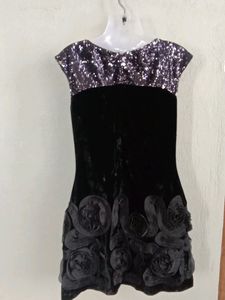 Sequinsn Flower Patch Velvet Dress
