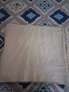 like blanket heavy Dari for winter...guarantee new