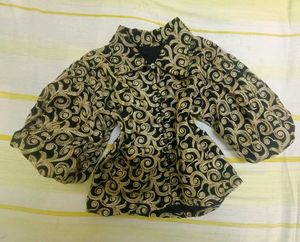 SALE ❗❗❗❗black&gold festive puff sleeve crop top/