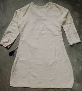 Off White Kurta With Embroidery