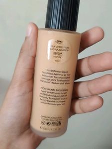 Forever 52 Pro Artist Liquid Foundation