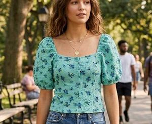 Cute Floral Puff Sleeve Top