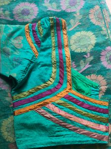 Green Color Saree With Blouse