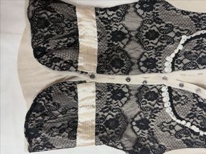 Elegant Lace Trim Cardigan