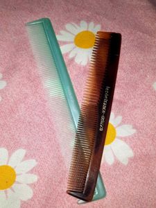 Vintage Hair Comb Set