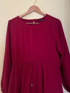 Elegant Magenta Midi Dress
