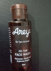 Plum, Dot &amp; Key &amp; Arey Face Washes