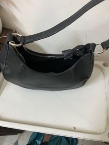 Chic Black Shoulder Bag