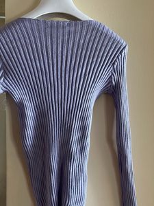 Ribbed Knit V-Neck Long Sleeve Top