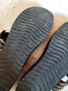 Black Wedges