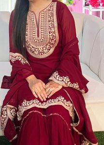 Maroon Sharara set
