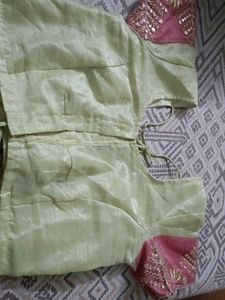 Elegant Pink Saree with Embellished Border