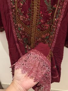 Meroon Pakistani Suit