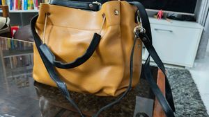 Bagsy Malone Women's Handbag (Mustard)