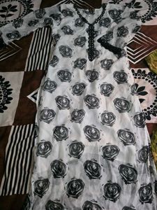 Elegant Floral Print Kurta