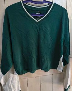 Oversized crop top by the souled store 💚