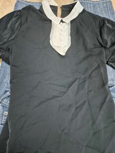 black korean colar puff sleeve top