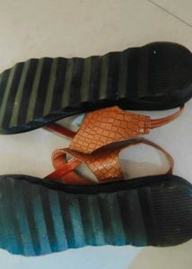 Stylish Tan Thong Sandals