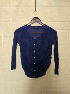 Chic Blue Knit Cardigan