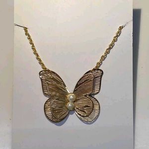Gold Butterfly Necklace with Pearls