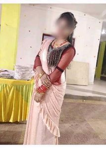 Elegant Pink Saree with Ruffled Sleeves