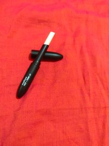 Lip primer