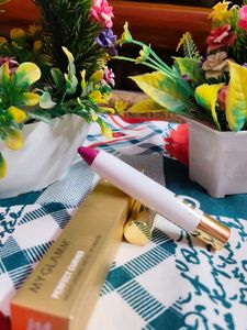 MyGlamm Perfect Curves Matte Lip Crayon-Ampere (Pi