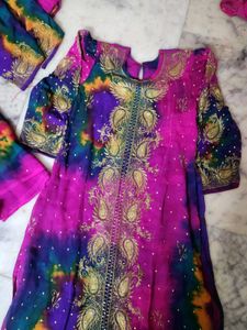 arri tari work Kurta Set with Dupatta