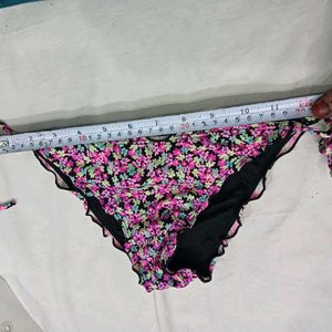 ❤️‍🔥 Floral Print Tie-Side Bikini Bottoms