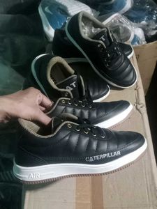 NEW NO USED CASUAL SHOES FOR MAN,