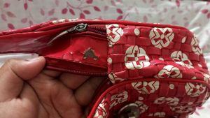 Cute 🥰 Red Colour Hand Bag For Females