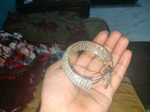 Sparkling Rhinestone Bangle Bracelet