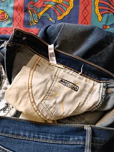 Levi's Jeans - Stylish Denim