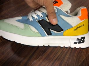 New Balanca Sneakers Size UK 7 copy