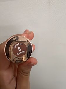 cream contour stick