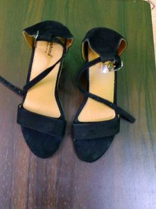 Stylish Black Suede Strappy Heels
