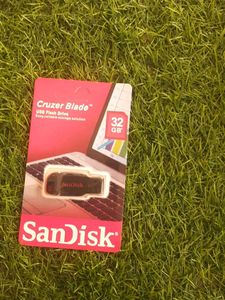 SanDisk Cruzer Blade 32GB USB Flash Drive