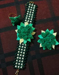 Green Floral bracelet Set with Ring and broch