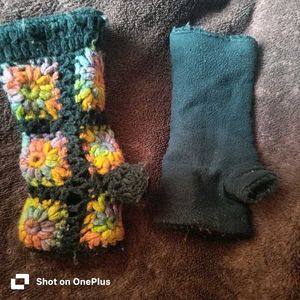 Colorful Crocheted hand gloves