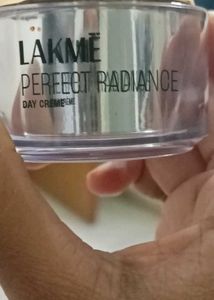 Lakme Perfect Radiance Day Cream