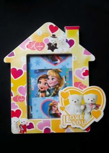 Cute Hut Shape Photo Frame