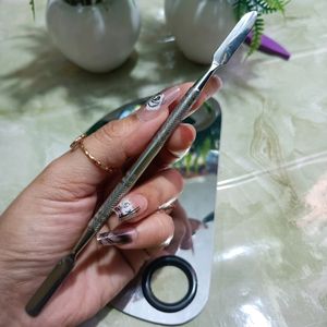 Mixing Palette With Spatula