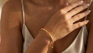 Elegant Gold Bangle Bracelet