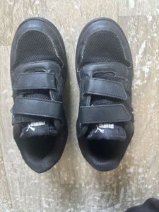 Original Puma Black Shoes (Hardly wore)
