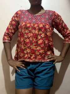 Cute Vibrant Floral Print Kurta